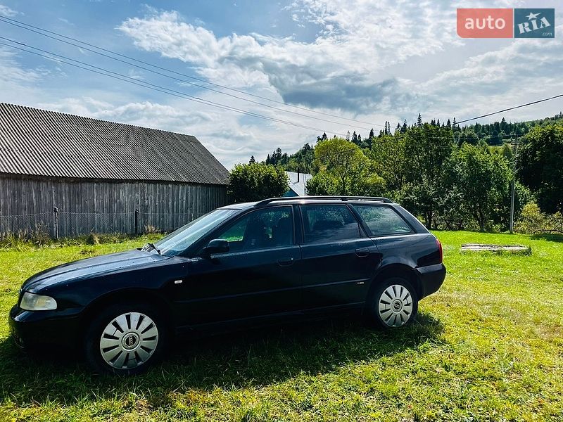 Універсал Audi A4 2000 в Сколе