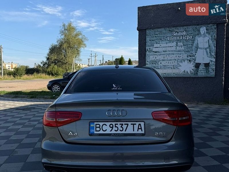 Седан Audi A4 2015 в Самборе
