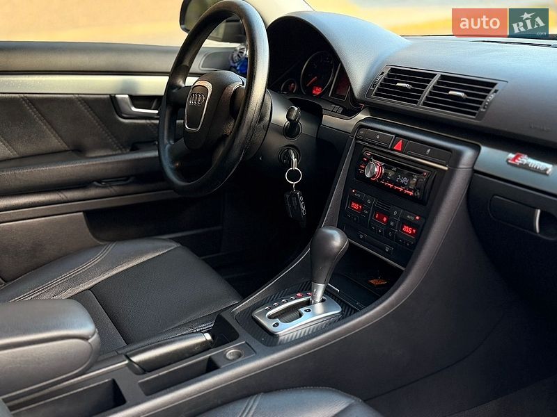 Седан Audi A4 2005 в Львове