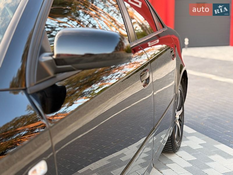 Седан Audi A4 2005 в Львове