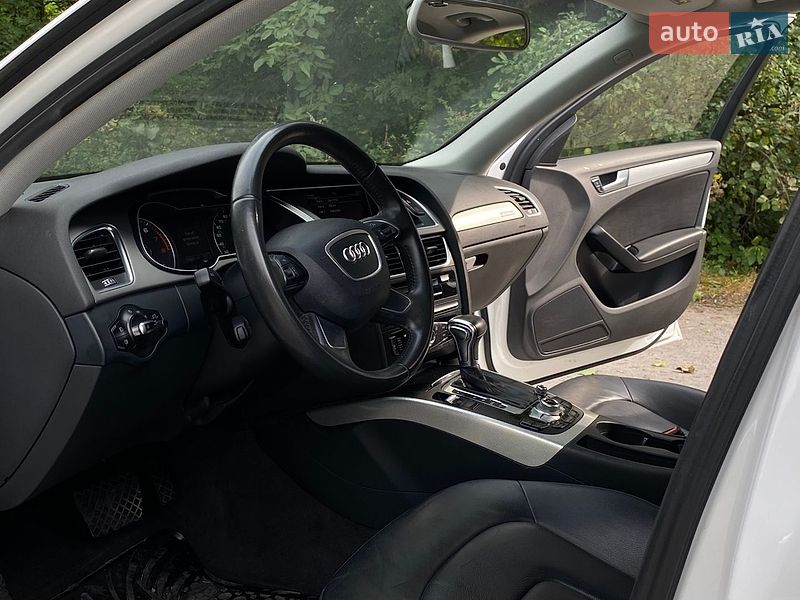 Седан Audi A4 2014 в Тернополі
