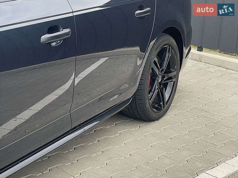 Седан Audi A4 2016 в Луцке
