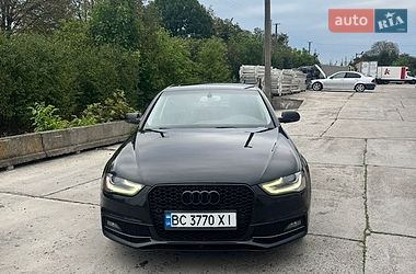 Седан Audi A4 2014 в Стрию