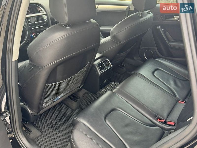 Седан Audi A4 2014 в Стрию