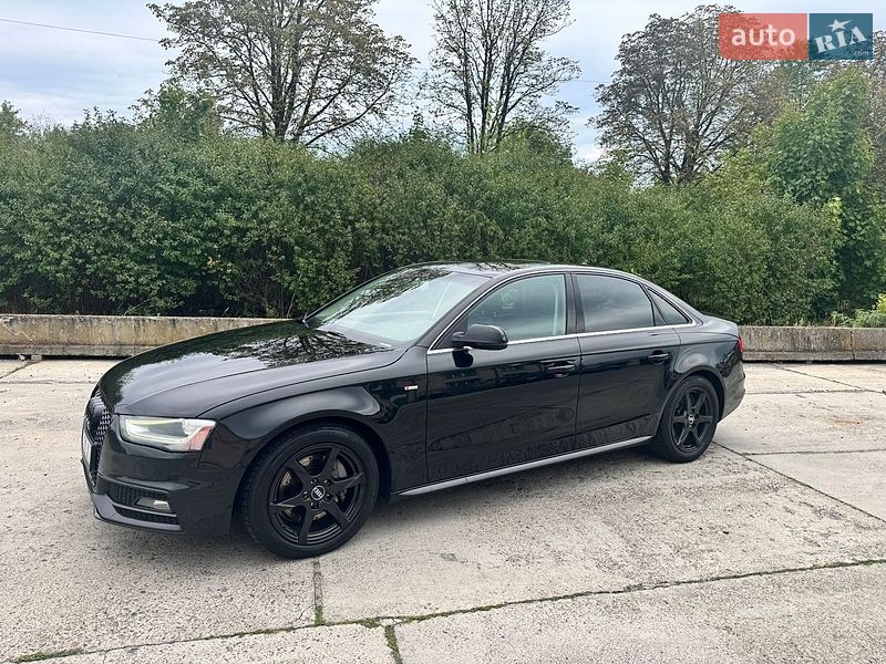 Седан Audi A4 2014 в Стрию