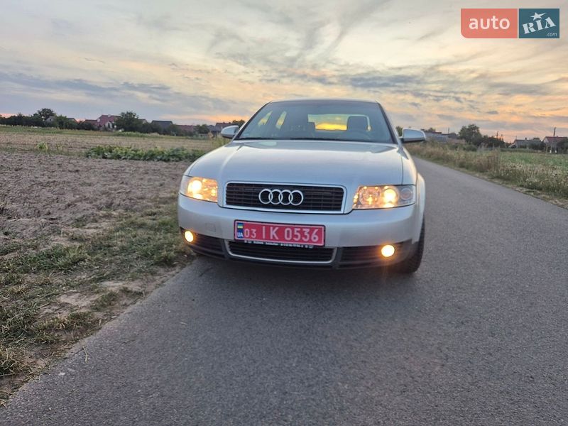 Седан Audi A4 2003 в Луцке
