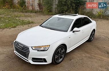 Седан Audi A4 2015 в Львове