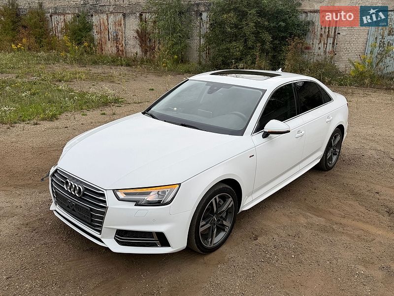Седан Audi A4 2015 в Львове