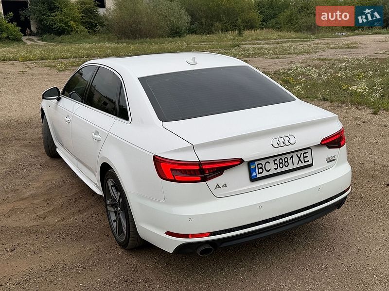 Седан Audi A4 2015 в Львове