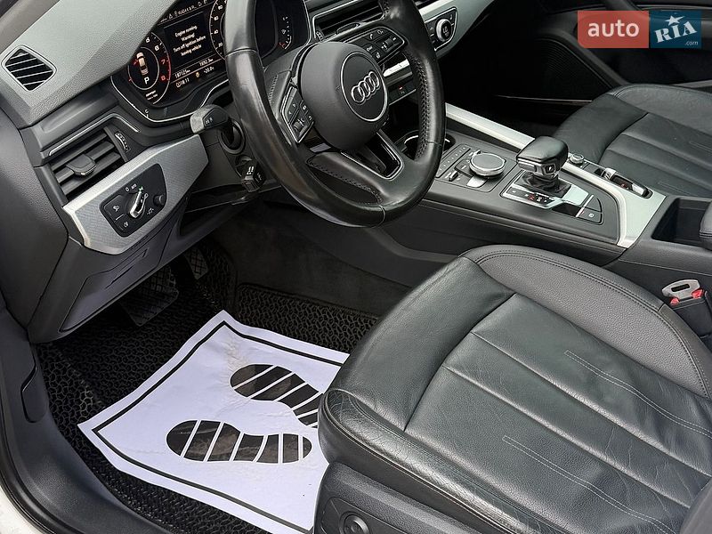 Седан Audi A4 2015 в Львове