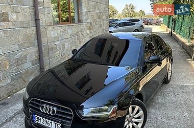 Седан Audi A4 2013 в Одессе