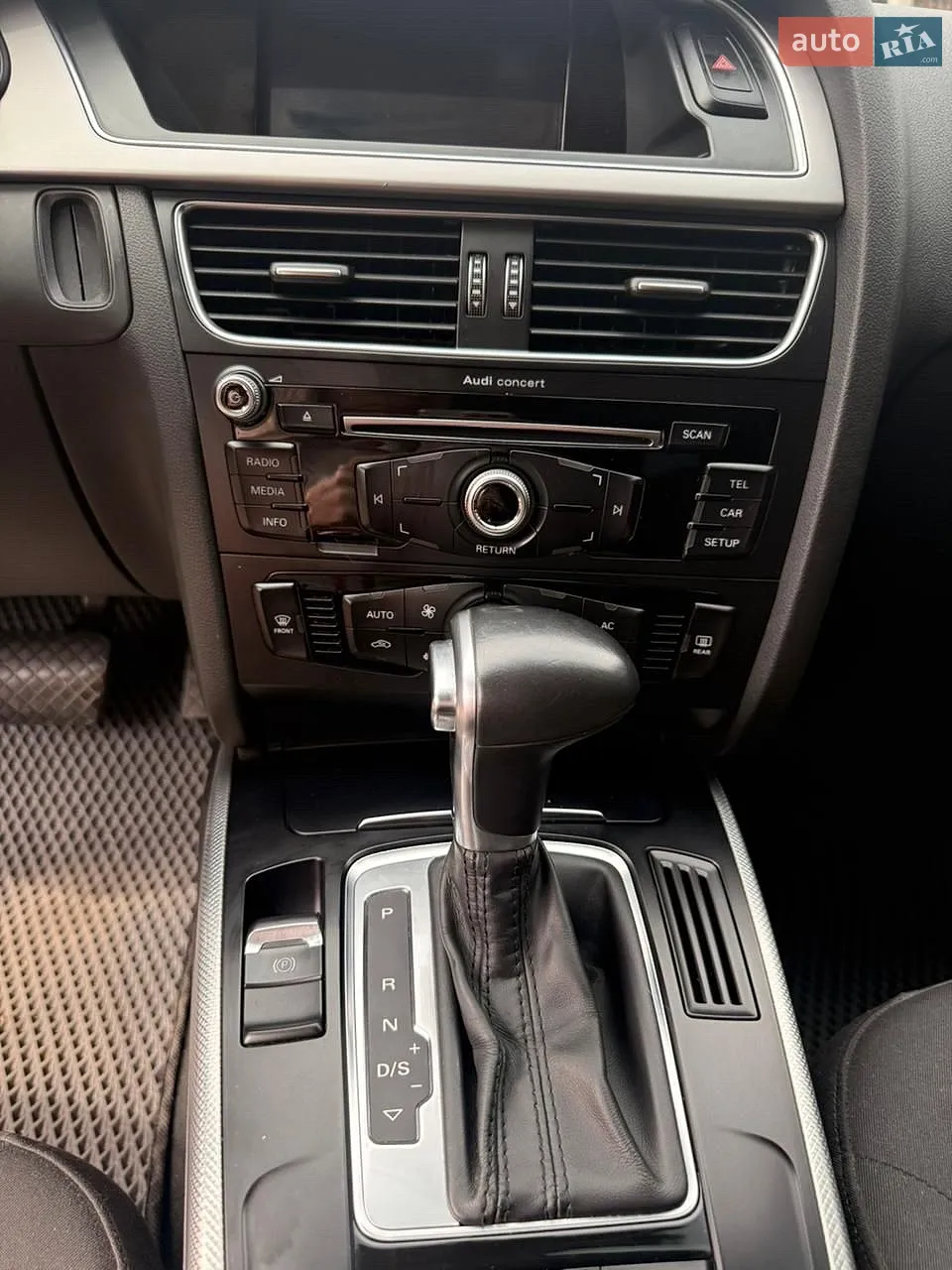 2013 Audi A4 - мініатюра 9