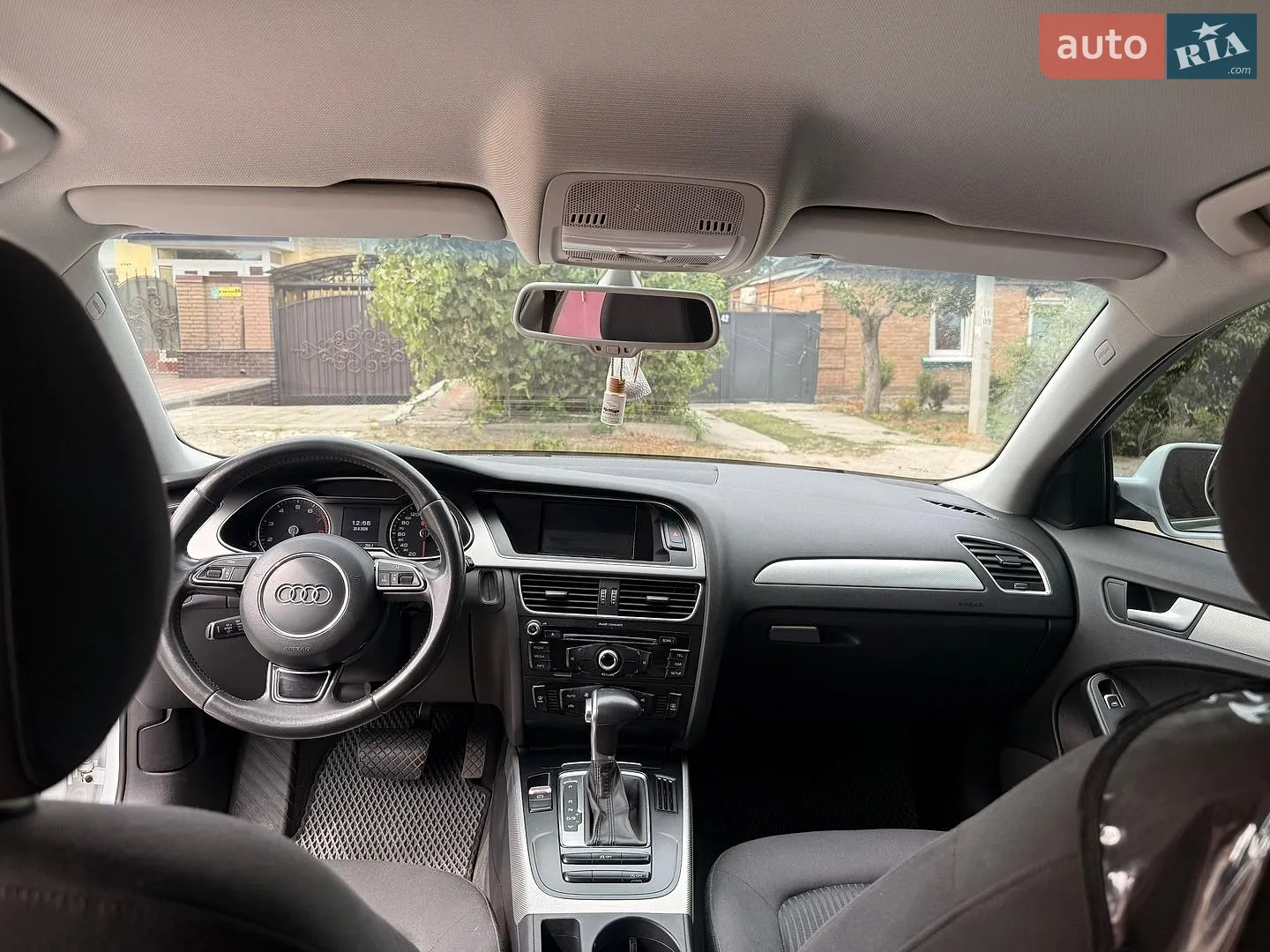 2013 Audi A4 - мініатюра 12
