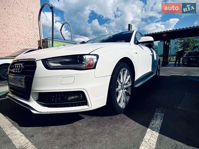 Седан Audi A4 2013 в Киеве