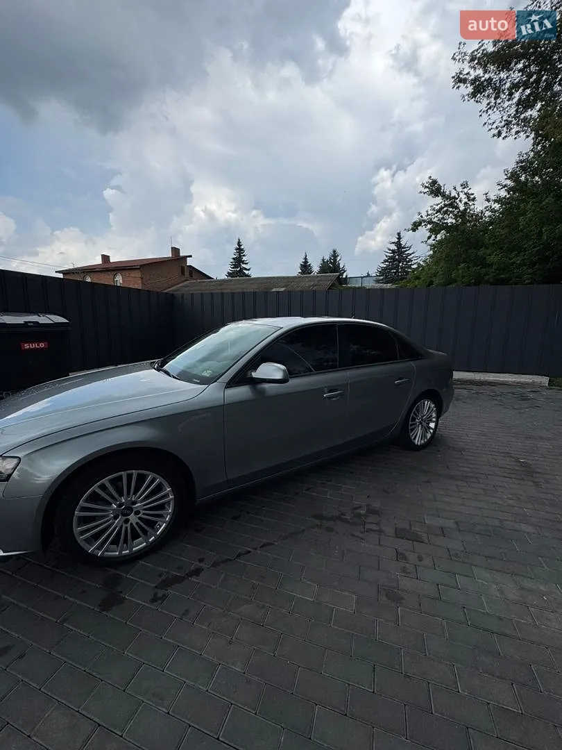 2010 Audi A4 - мініатюра 9