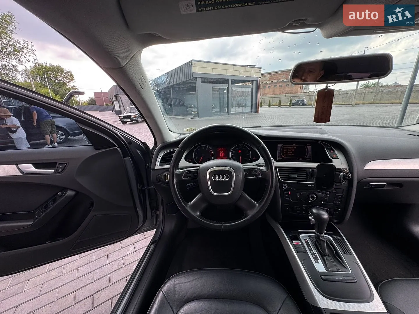 2010 Audi A4 - мініатюра 19