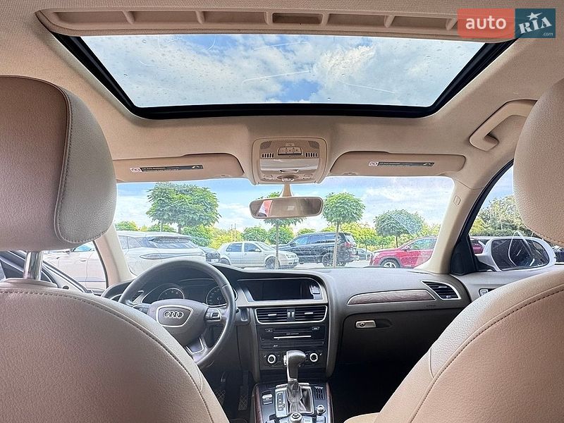 Седан Audi A4 2014 в Львові