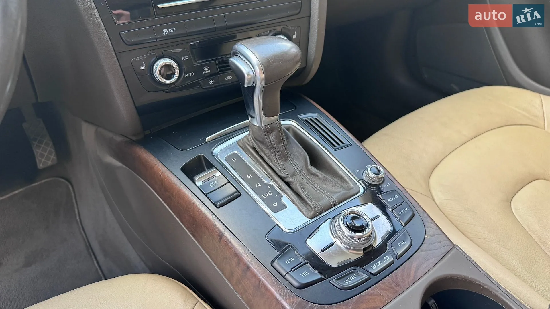 2014 Audi A4 - мініатюра 16