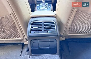 Седан Audi A4 2014 в Львові