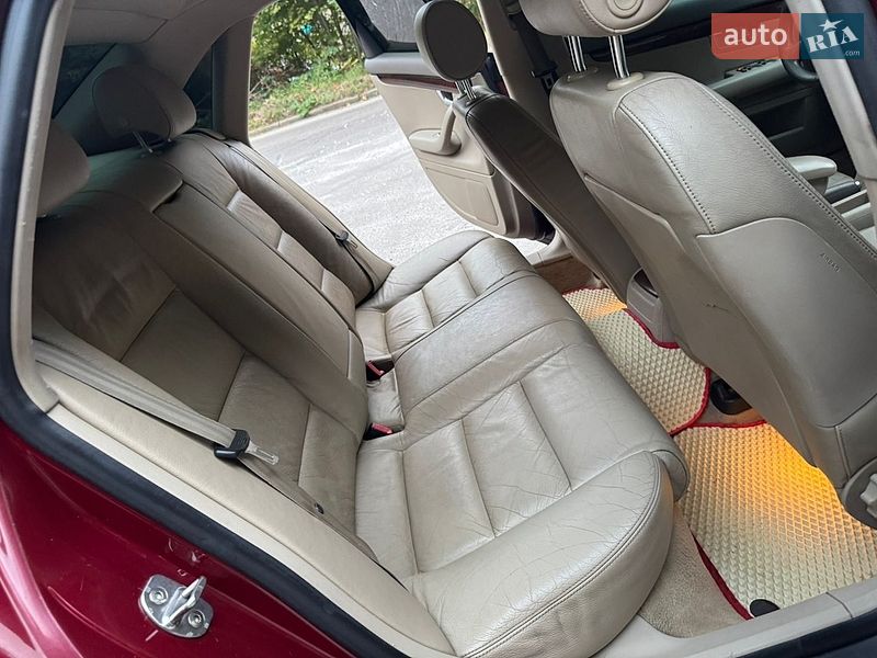 Седан Audi A4 2003 в Львове