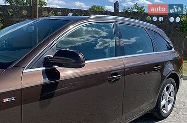 Универсал Audi A4 2012 в Бориславе