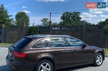Универсал Audi A4 2012 в Бориславе