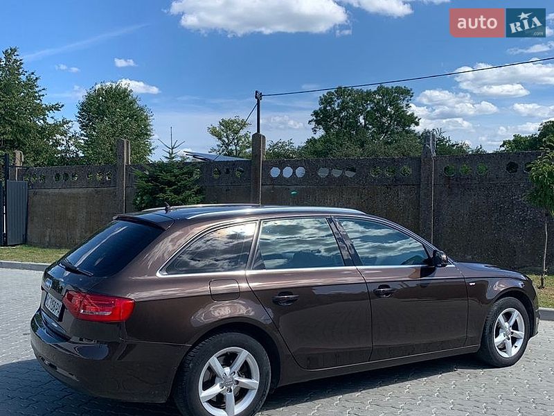 Универсал Audi A4 2012 в Бориславе
