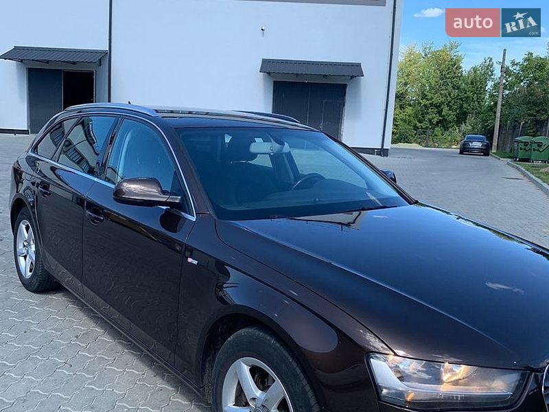 Универсал Audi A4 2012 в Бориславе