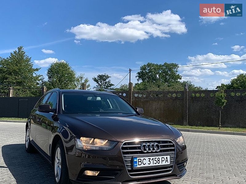 Универсал Audi A4 2012 в Бориславе