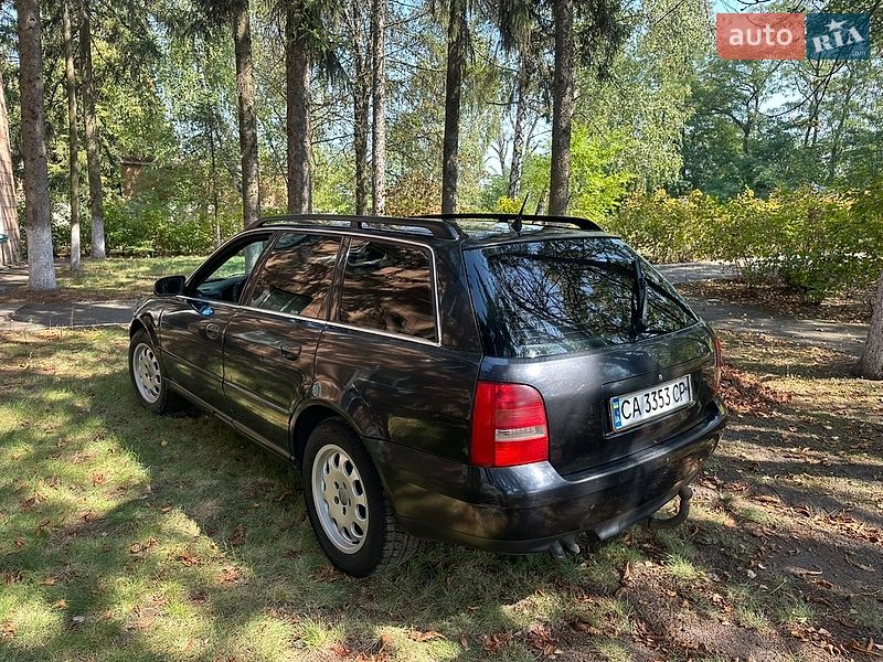 Универсал Audi A4 2000 в Катеринополе фото 5 Универсал Audi A4 2000 в Катеринополе