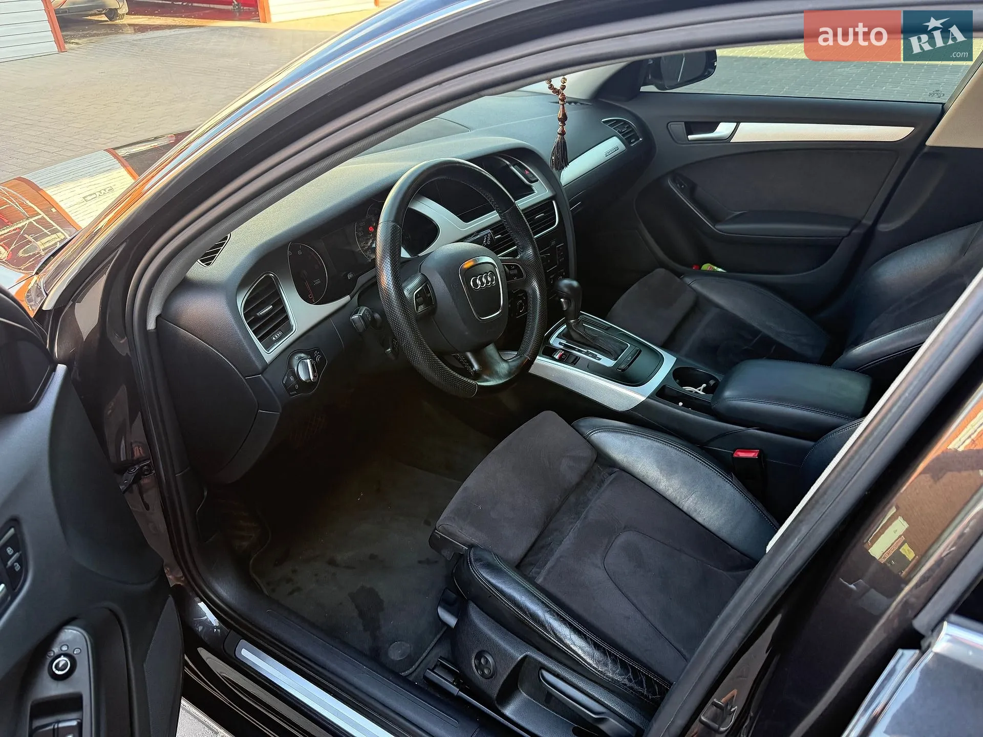 2011 Audi A4 - мініатюра 7