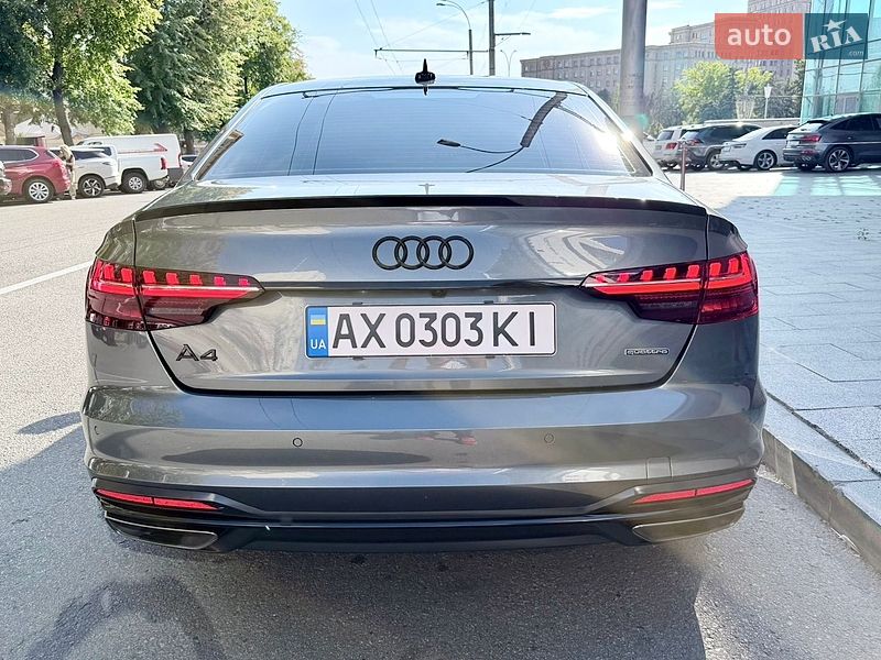 Седан Audi A4 2022 в Харкові