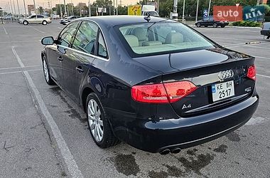 Седан Audi A4 2012 в Дніпрі