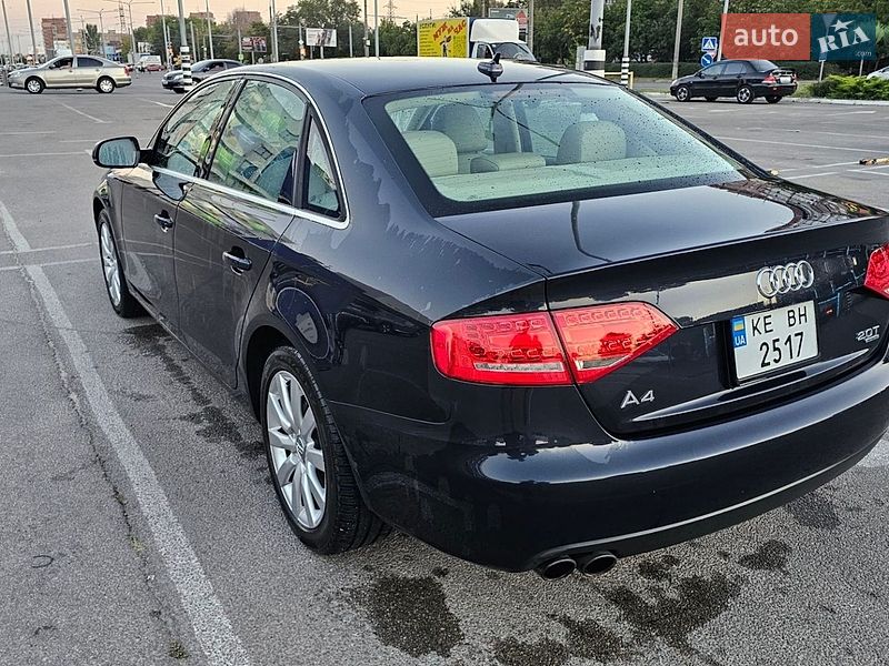 Седан Audi A4 2012 в Дніпрі