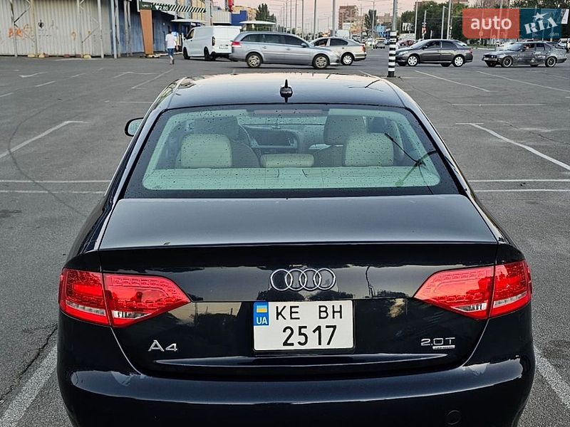 Седан Audi A4 2012 в Дніпрі