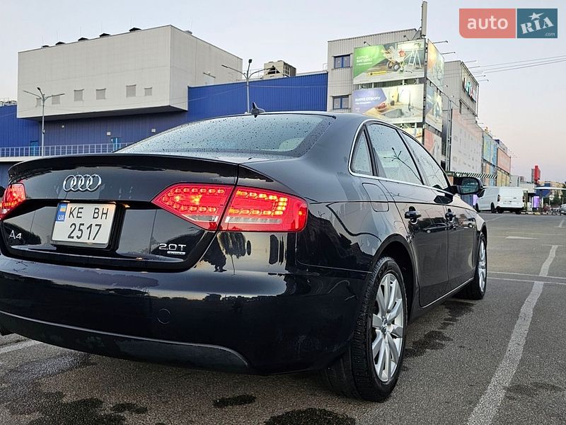 Седан Audi A4 2012 в Дніпрі