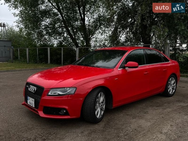 Седан Audi A4 2010 в Самборе
