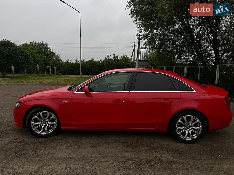 Седан Audi A4 2010 в Самборе