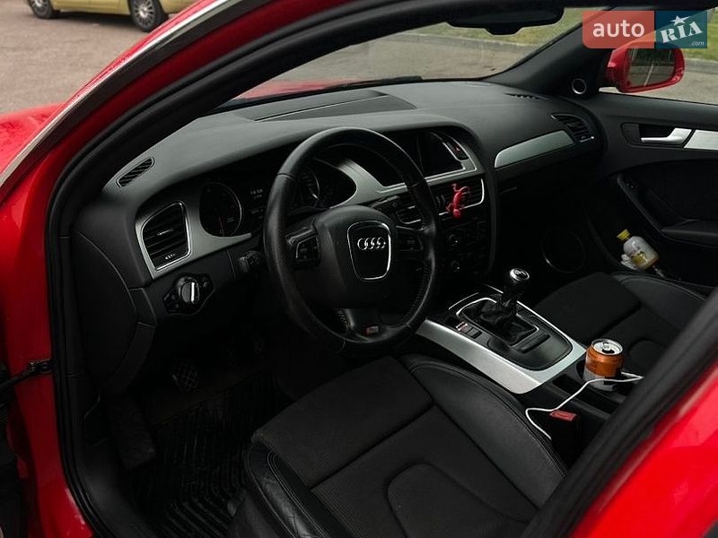 Седан Audi A4 2010 в Самборе