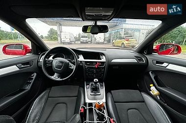 Седан Audi A4 2010 в Самборе