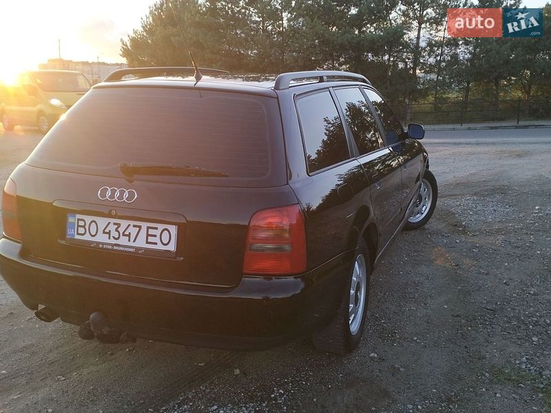 Універсал Audi A4 1998 в Тернополі