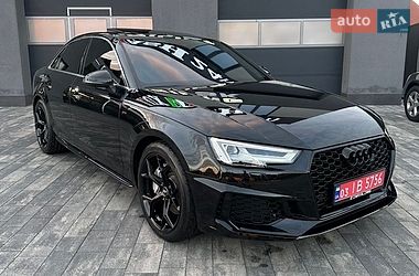 Седан Audi A4 2017 в Луцьку