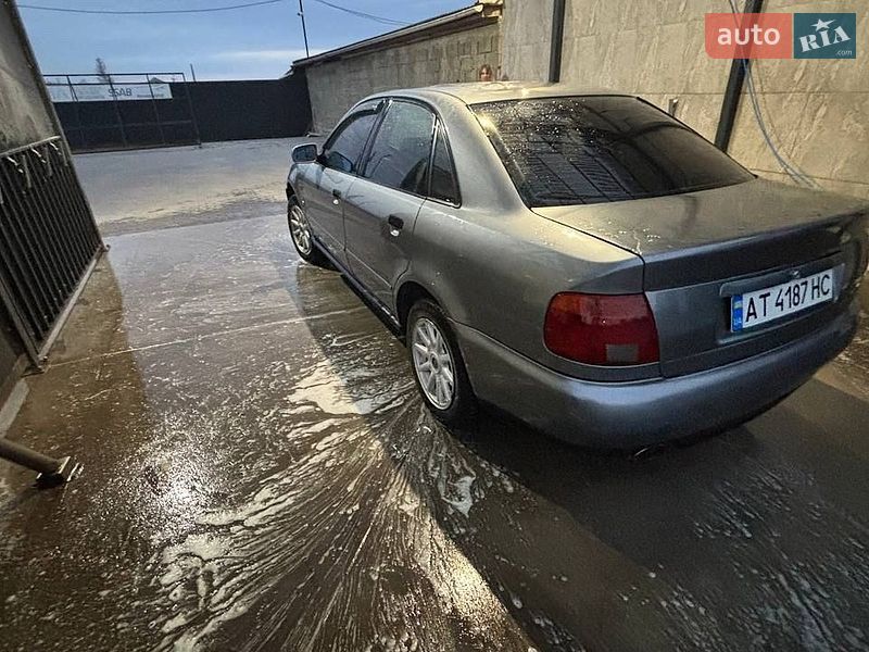 Седан Audi A4 1994 в Городенке фото 6 Седан Audi A4 1994 в Городенке