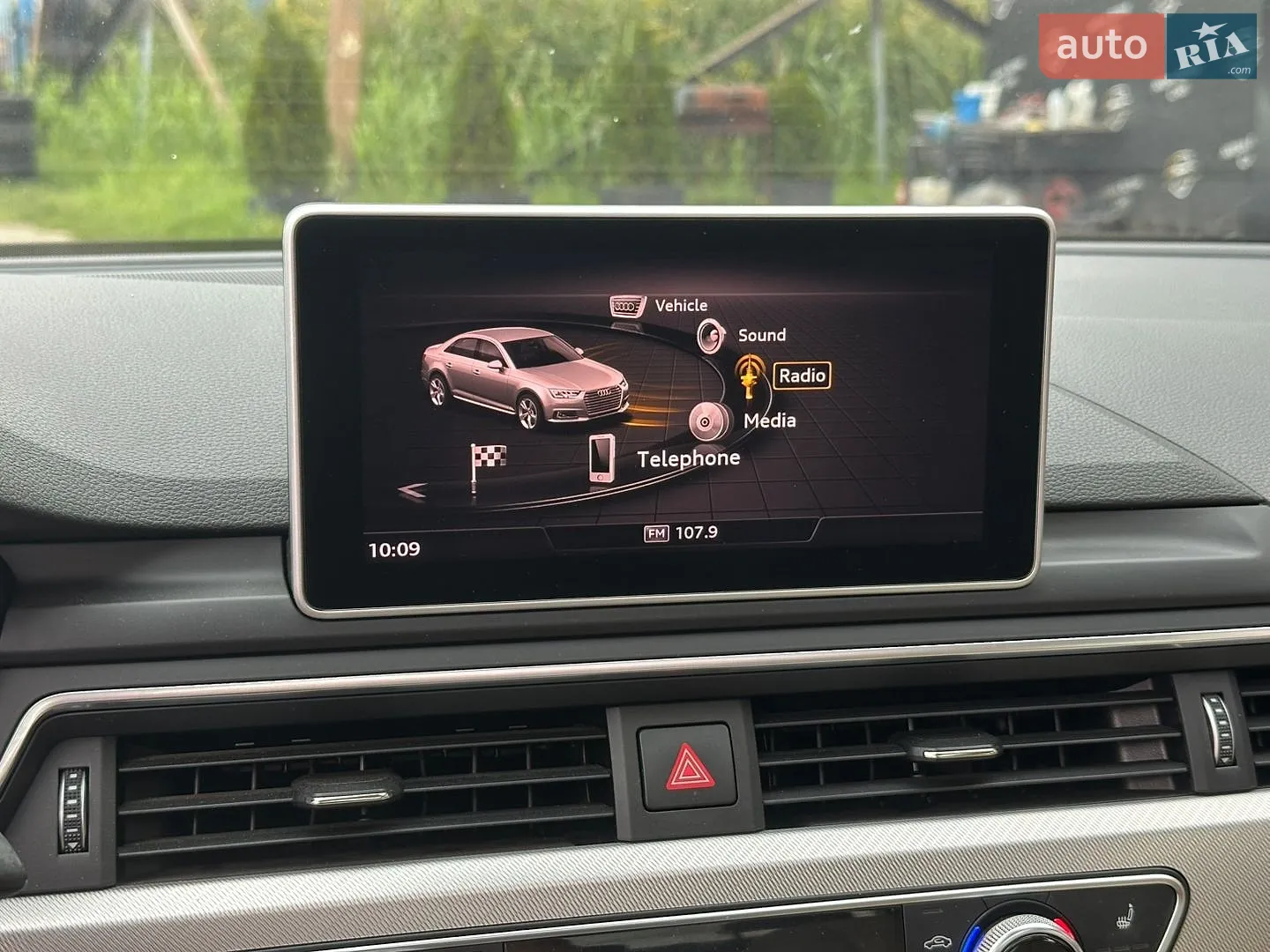 2016 Audi A4 - мініатюра 31