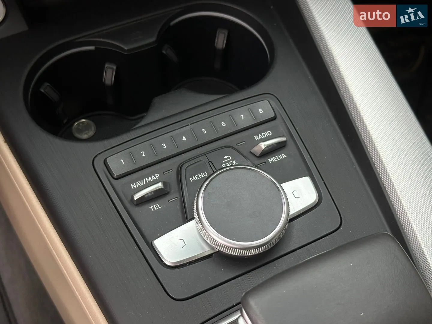 2016 Audi A4 - мініатюра 33