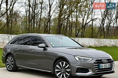 Універсал Audi A4 2022 в Луцьку