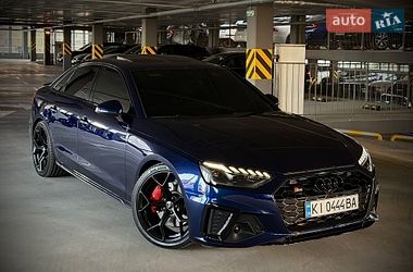 Седан Audi A4 2020 в Києві