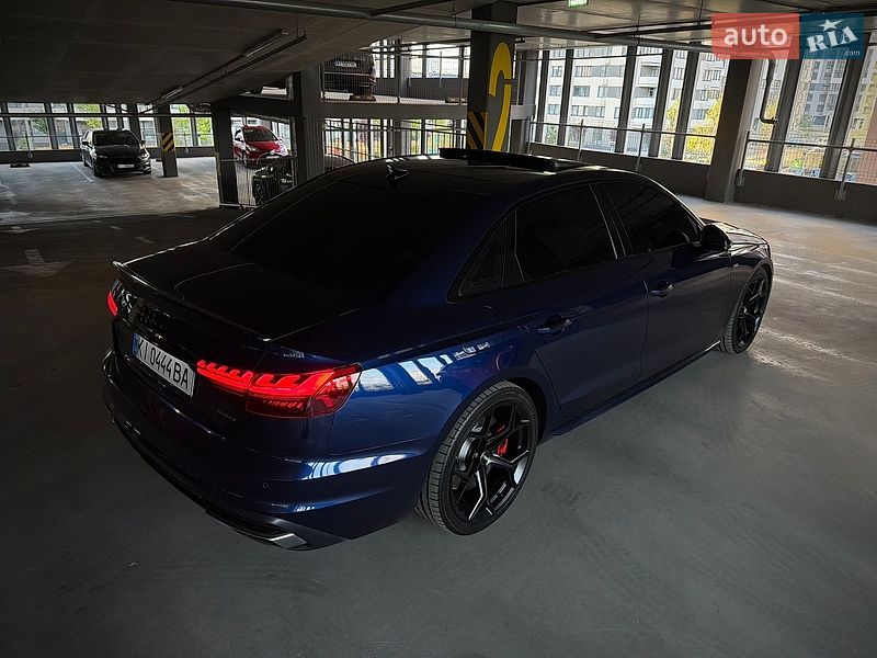 Седан Audi A4 2020 в Києві