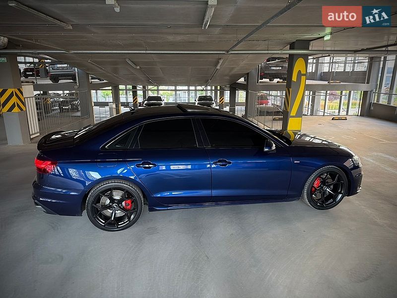 Седан Audi A4 2020 в Києві