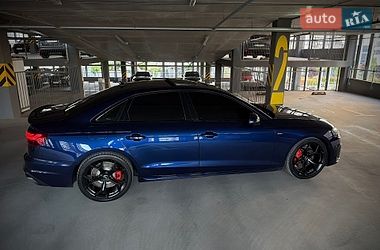Седан Audi A4 2020 в Києві